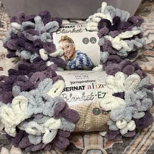 Bernat Alize Blanket EZ Yarn Thistle 6.4 oz 18 Yd NEW 2 Skeins 36 Yard